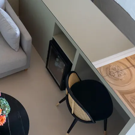 Domus 21 Luxury Affittacamere 4*