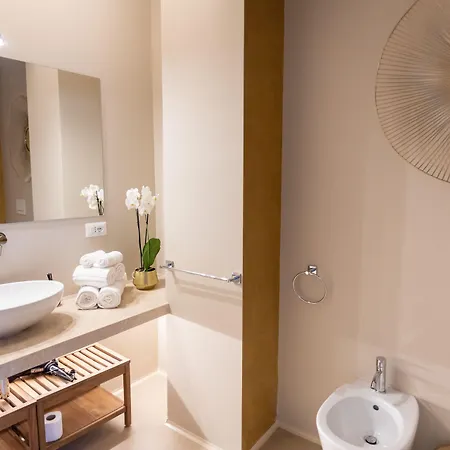 Domus 21 Luxury Gasthuis 4*
