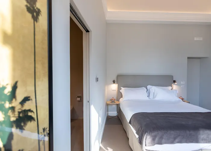 Domus 21 Luxury Pensión 4*